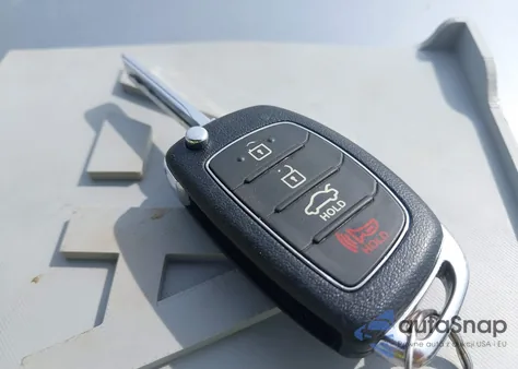 2017 Hyundai Sonata Se z USA, uszkodzony, nr VIN 5NPE24AF4HH499720